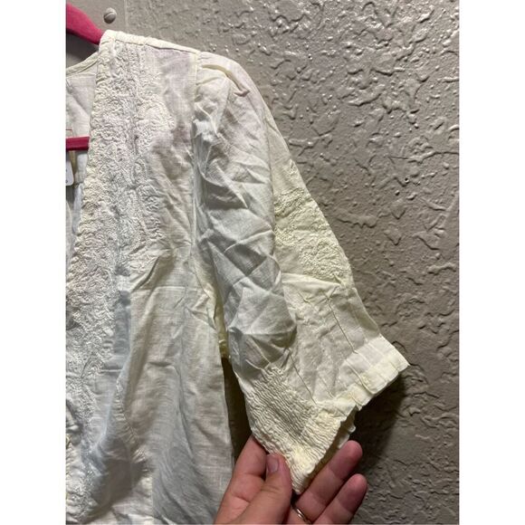 Free People White Embroidered Blouse Woman’s Size Large Small Stain - Picture 7 of 15